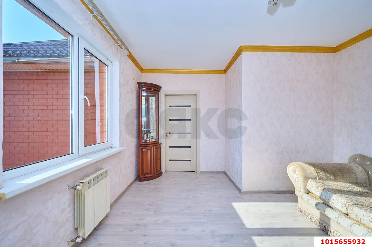 Фото №6: Дом 111&nbsp;м² + 2&nbsp;сот., 2&nbsp;эт. - Краснодар, Центральный внутригородской округ, мкр. Дубинка, ул. Фурманова