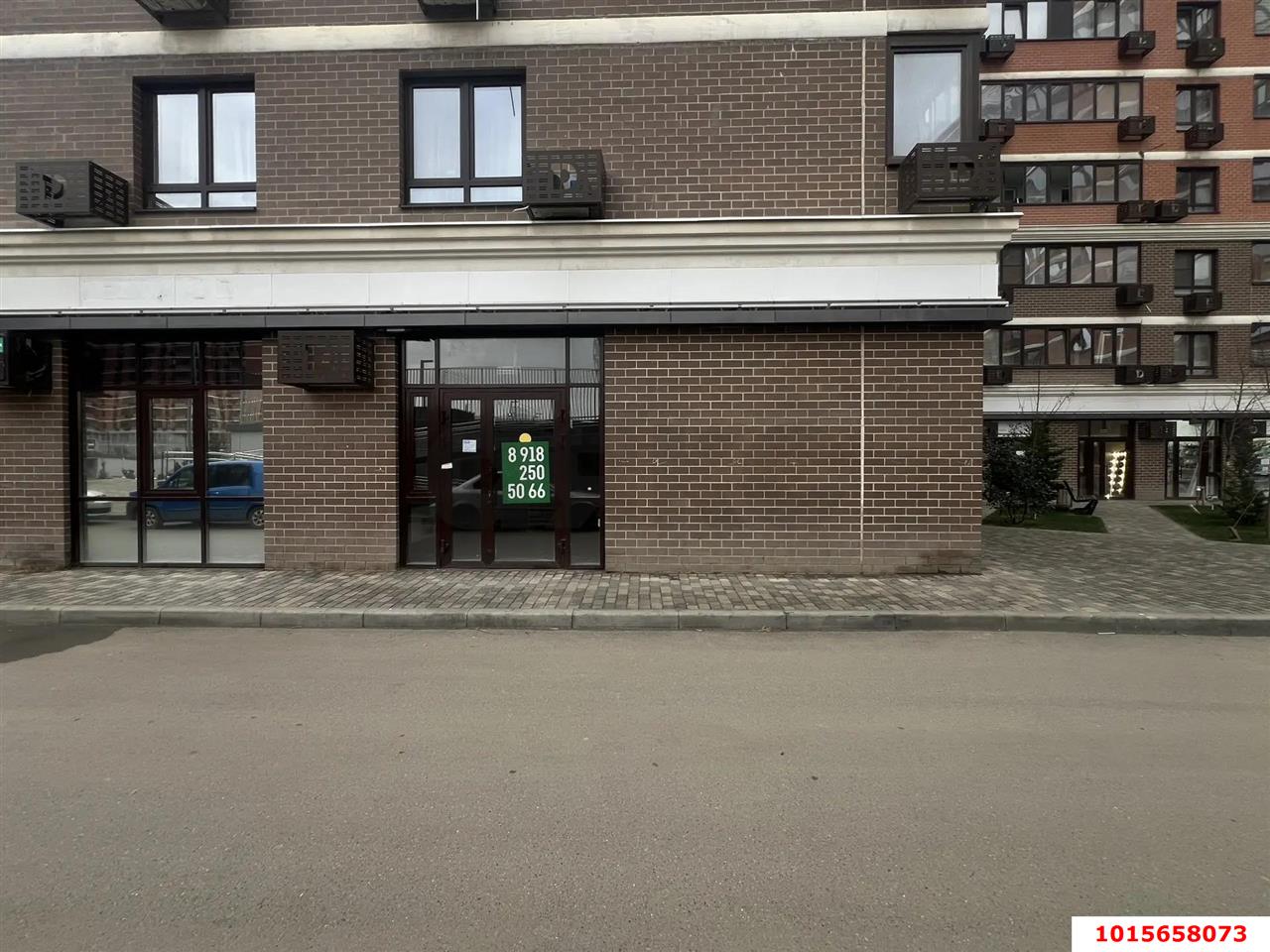 Фото №7: Торговое помещение 77&nbsp;м², 1/16&nbsp;эт. - Краснодар, Прикубанский внутригородской округ, мкр. жилой комплекс Самолёт-2, ул. Западный Обход, 57к3