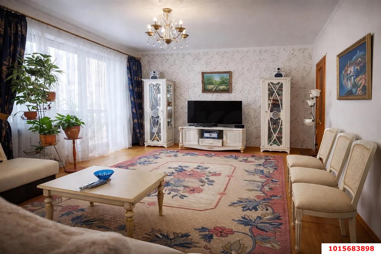 Фото №13: 2-комнатная квартира 97&nbsp;м², 6/7&nbsp;эт. - Краснодар, Прикубанский внутригородской округ, мкр. Музыкальный, ул. Аксайская, 40/1