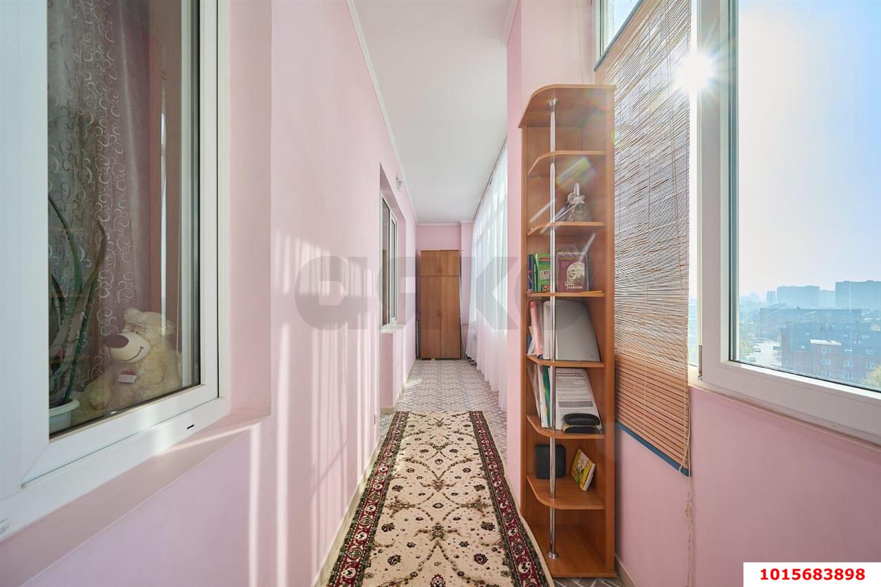 Фото №10: 2-комнатная квартира 97&nbsp;м², 6/7&nbsp;эт. - Краснодар, Прикубанский внутригородской округ, мкр. Музыкальный, ул. Аксайская, 40/1