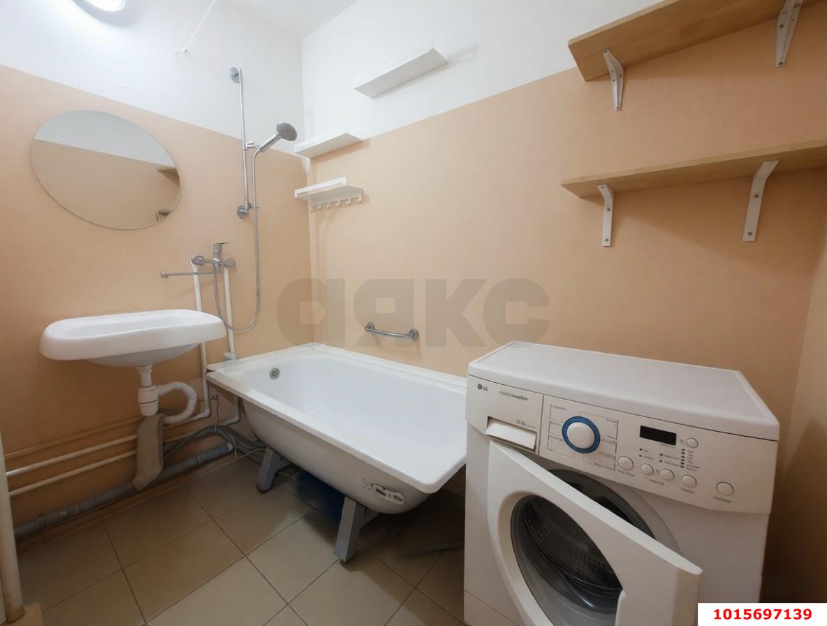 Фото №8: 2-комнатная квартира 62&nbsp;м², 14/16&nbsp;эт. - Краснодар, Прикубанский внутригородской округ, мкр. Московский, ул. Карякина, 15