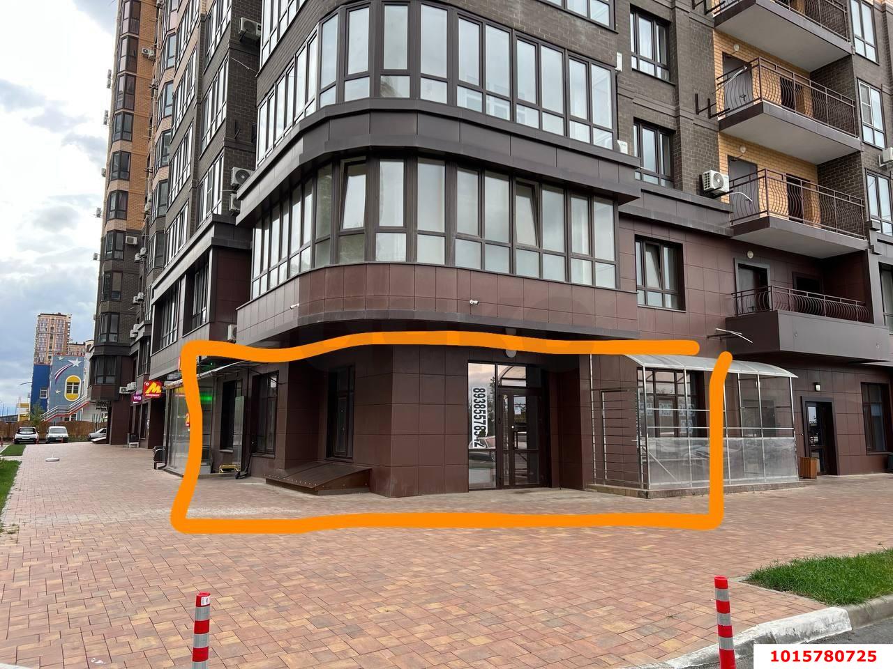 Фото №2: Торговое помещение 95&nbsp;м², 1/20&nbsp;эт. - Краснодар, Прикубанский внутригородской округ, мкр. Достояние, ул. им. Мурата Ахеджака, 10А