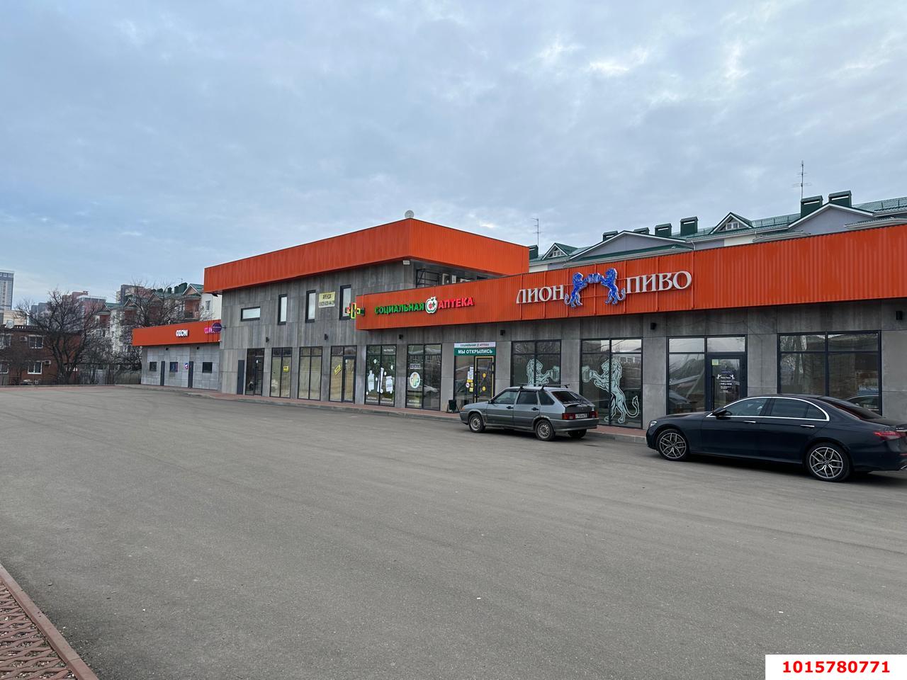 Фото №2: Торговое помещение 55&nbsp;м², 1/2&nbsp;эт. - Знаменский, мкр. Карасунский внутригородской округ, ул. Гагарина, 4А