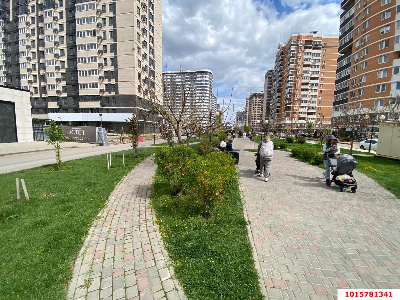 Фото №4: Торговое помещение 50&nbsp;м², 1/21&nbsp;эт. - Краснодар, Прикубанский внутригородской округ, Россинского, мкр. жилой комплекс Дружный-2, б-р Адмиралтейский, 3к3