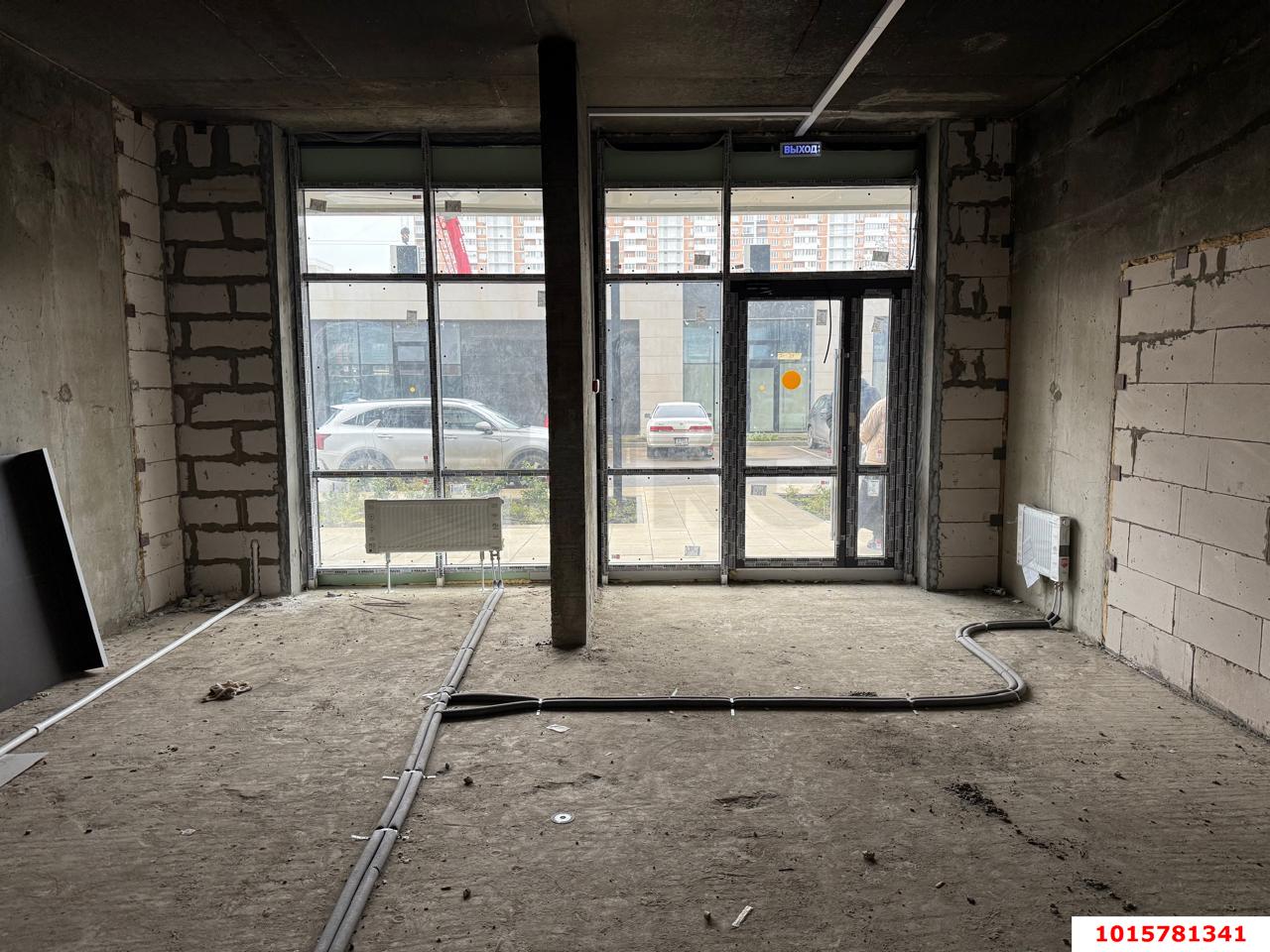 Фото №7: Торговое помещение 50&nbsp;м², 1/21&nbsp;эт. - Краснодар, Прикубанский внутригородской округ, Россинского, мкр. жилой комплекс Дружный-2, б-р Адмиралтейский, 3к3