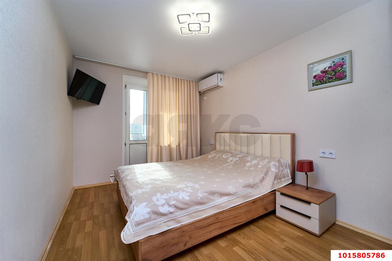 Фото №11: 3-комнатная квартира 72&nbsp;м², 5/11&nbsp;эт. - Краснодар, Центральный внутригородской округ, мкр. Центральный, ул. Суворова, 74