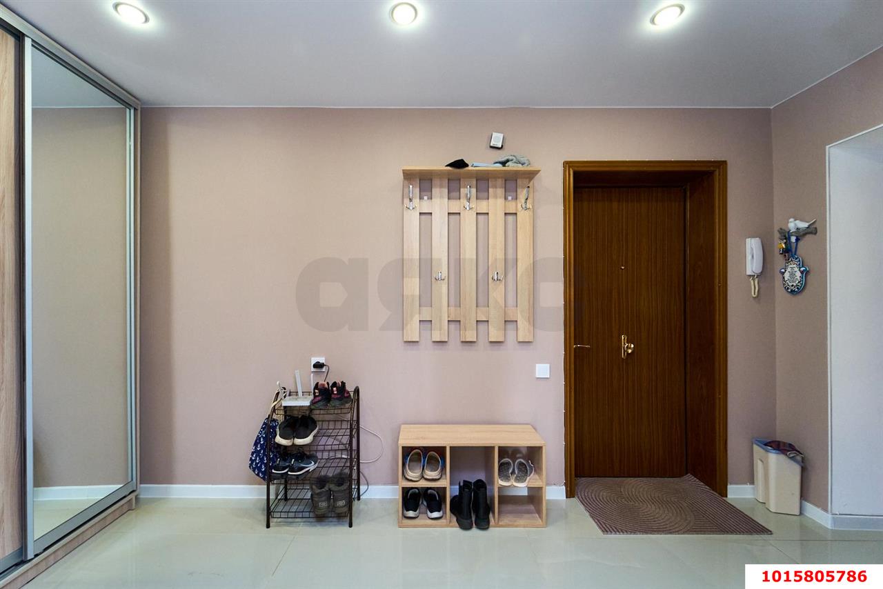 Фото №15: 3-комнатная квартира 72&nbsp;м², 5/11&nbsp;эт. - Краснодар, Центральный внутригородской округ, мкр. Центральный, ул. Суворова, 74
