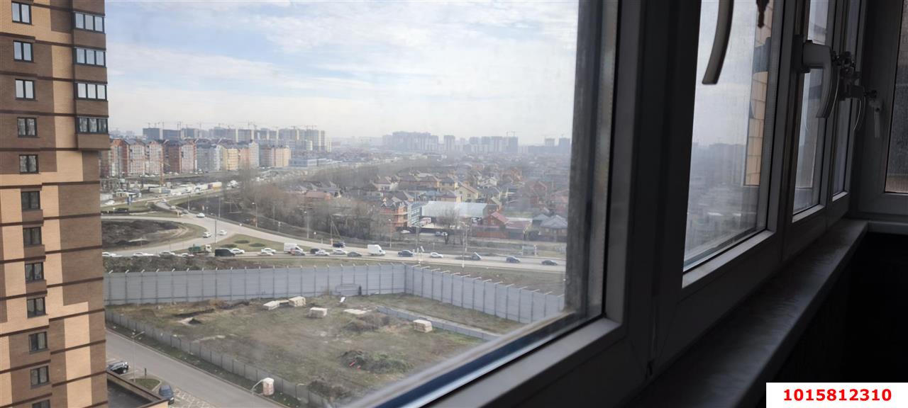 Фото №6: 2-комнатная квартира 62&nbsp;м², 13/19&nbsp;эт. - Краснодар, Прикубанский внутригородской округ, жилой комплекс Аксиома, мкр. Догма Парк, ул. Марины Цветаевой, 17к2