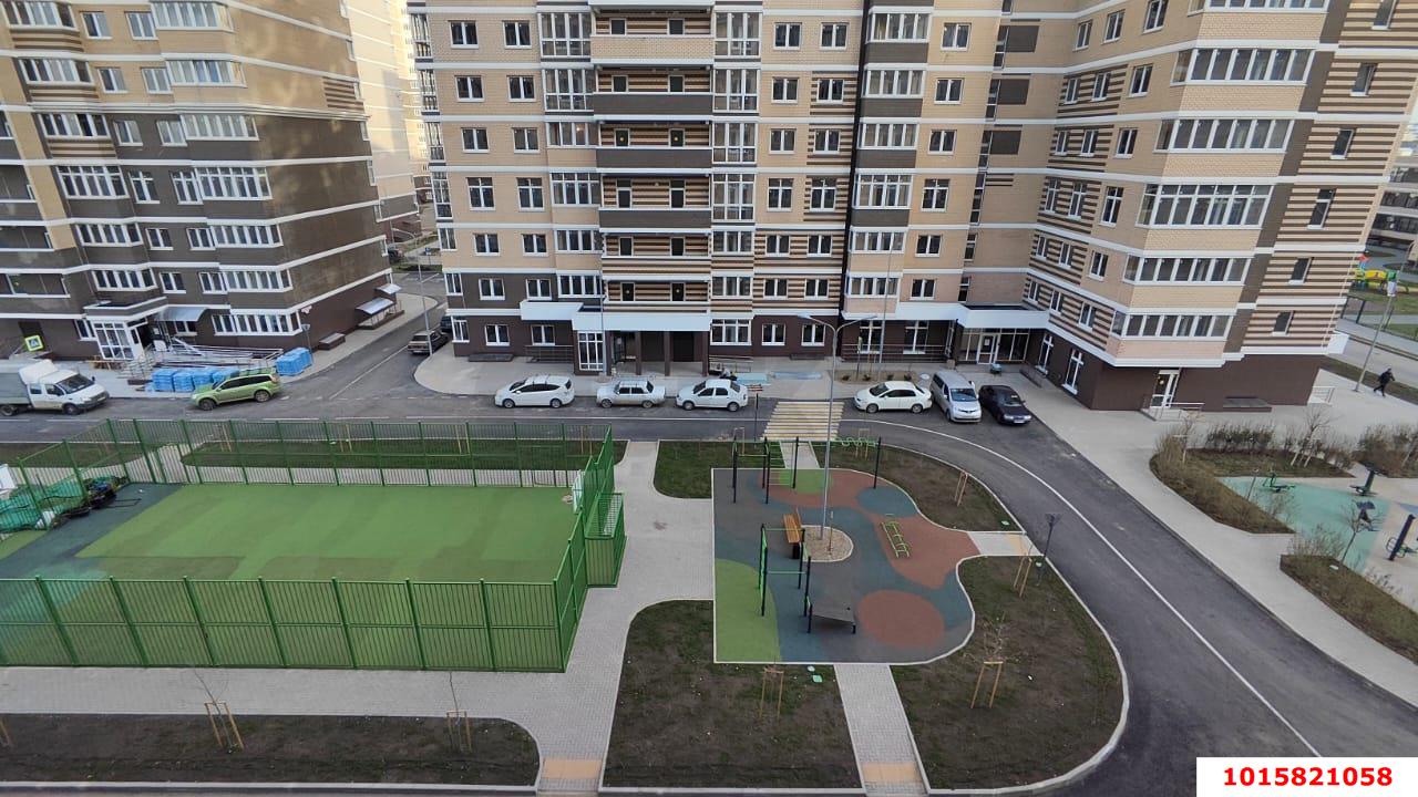 Фото №1: 1-комнатная квартира 38&nbsp;м², 3/16&nbsp;эт. - Краснодар, Прикубанский внутригородской округ, мкр. ЖК Красная Площадь, ул. им. Мурата Ахеджака, 12к9