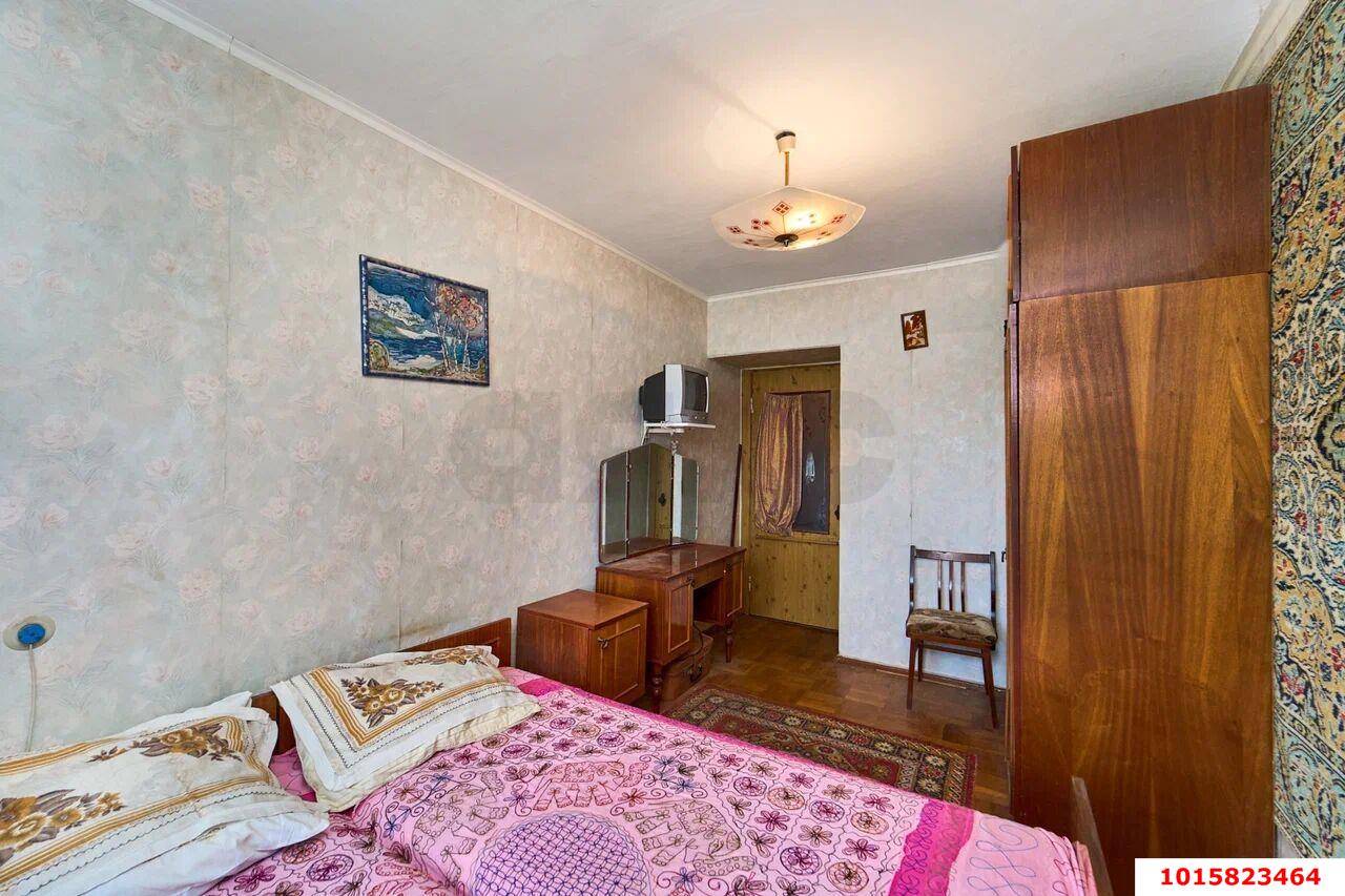 Фото №3: 2-комнатная квартира 46&nbsp;м², 5/5&nbsp;эт. - Краснодар, Западный внутригородской округ, мкр. Фестивальный, ул. Гагарина, 143