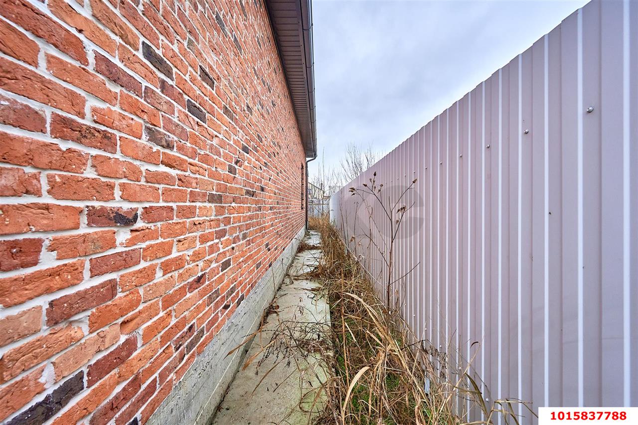 Фото №5: Дом 118&nbsp;м² + 10.22&nbsp;сот., 1&nbsp;эт. - Лазурный, мкр. Прикубанский внутригородской округ, ул. Октябрьская, 44