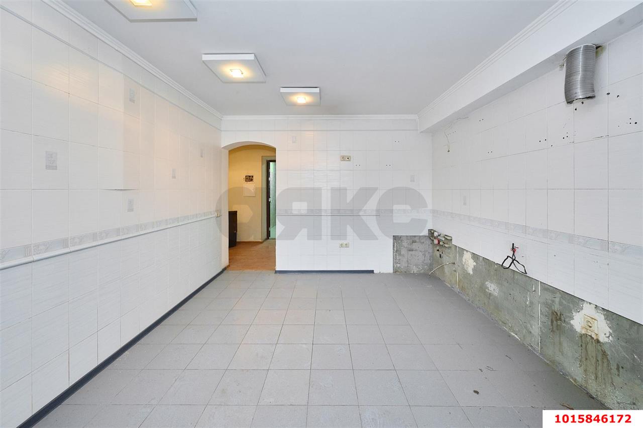 Фото №13: 2-комнатная квартира 65&nbsp;м², 1/13&nbsp;эт. - Краснодар, Центральный внутригородской округ, мкр. Дубинка, пер. Угольный, 12