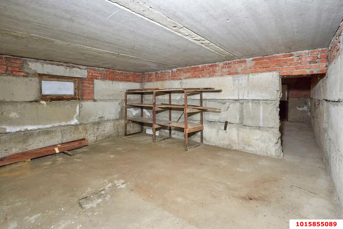Фото №10: Дом 320&nbsp;м² + 12&nbsp;сот., 2&nbsp;эт. - Октябрьский, мкр. Прикубанский внутригородской округ, ул. Роговская, 53