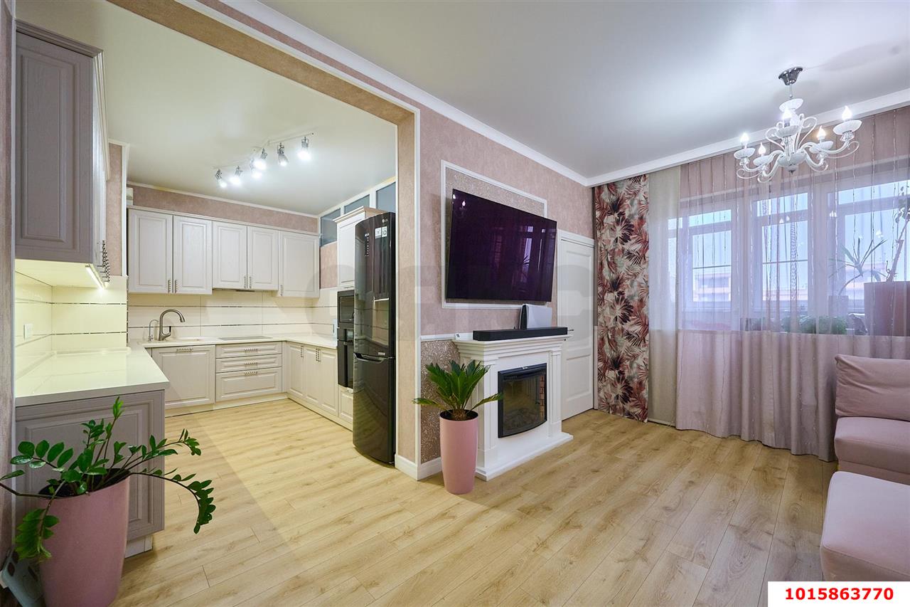 Фото №4: 2-комнатная квартира 76&nbsp;м², 19/19&nbsp;эт. - Краснодар, Западный внутригородской округ, ЖК Октябрьский, мкр. Центральный, ул. Октябрьская, 181/2