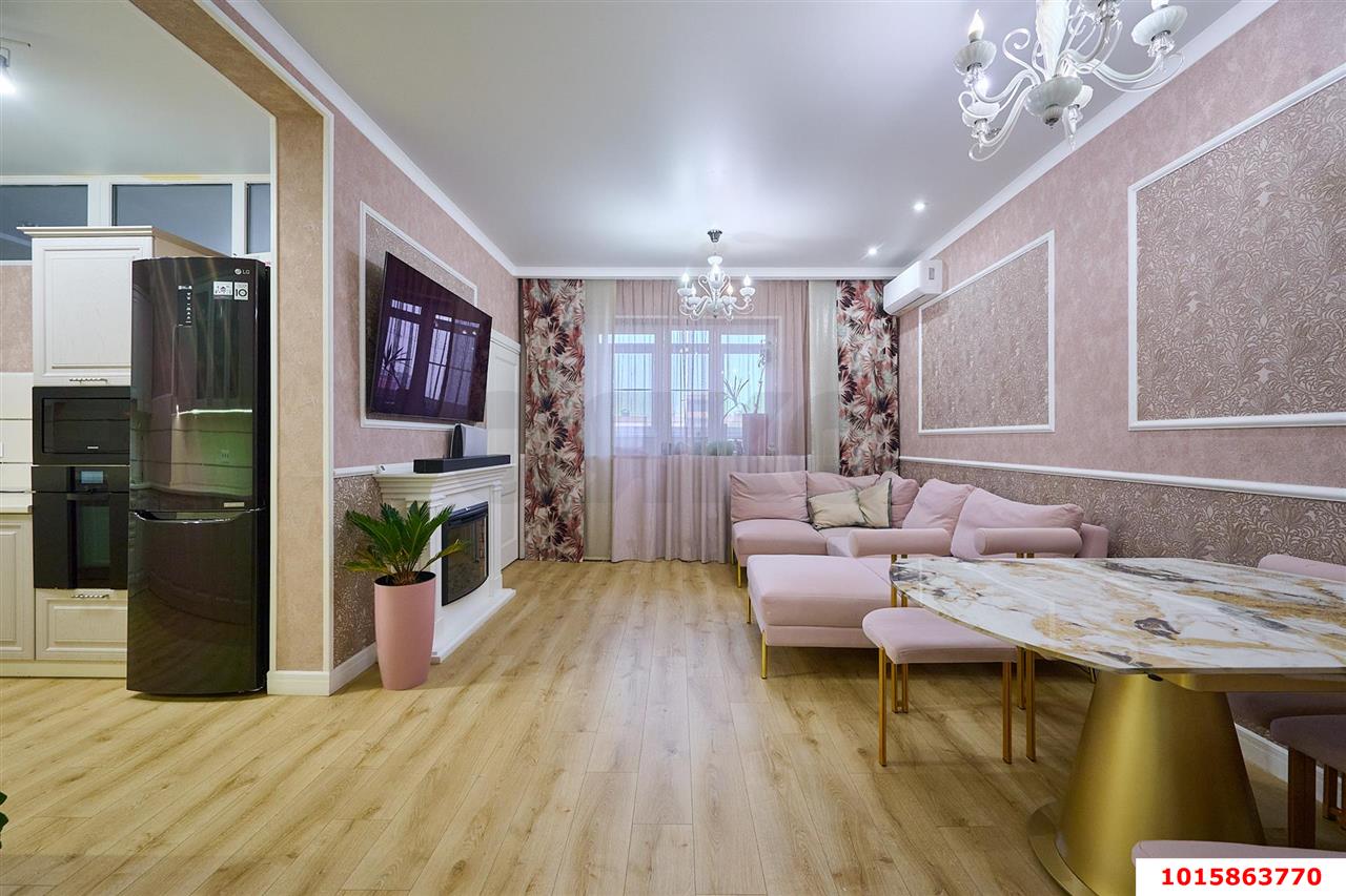 Фото №3: 2-комнатная квартира 76&nbsp;м², 19/19&nbsp;эт. - Краснодар, Западный внутригородской округ, ЖК Октябрьский, мкр. Центральный, ул. Октябрьская, 181/2