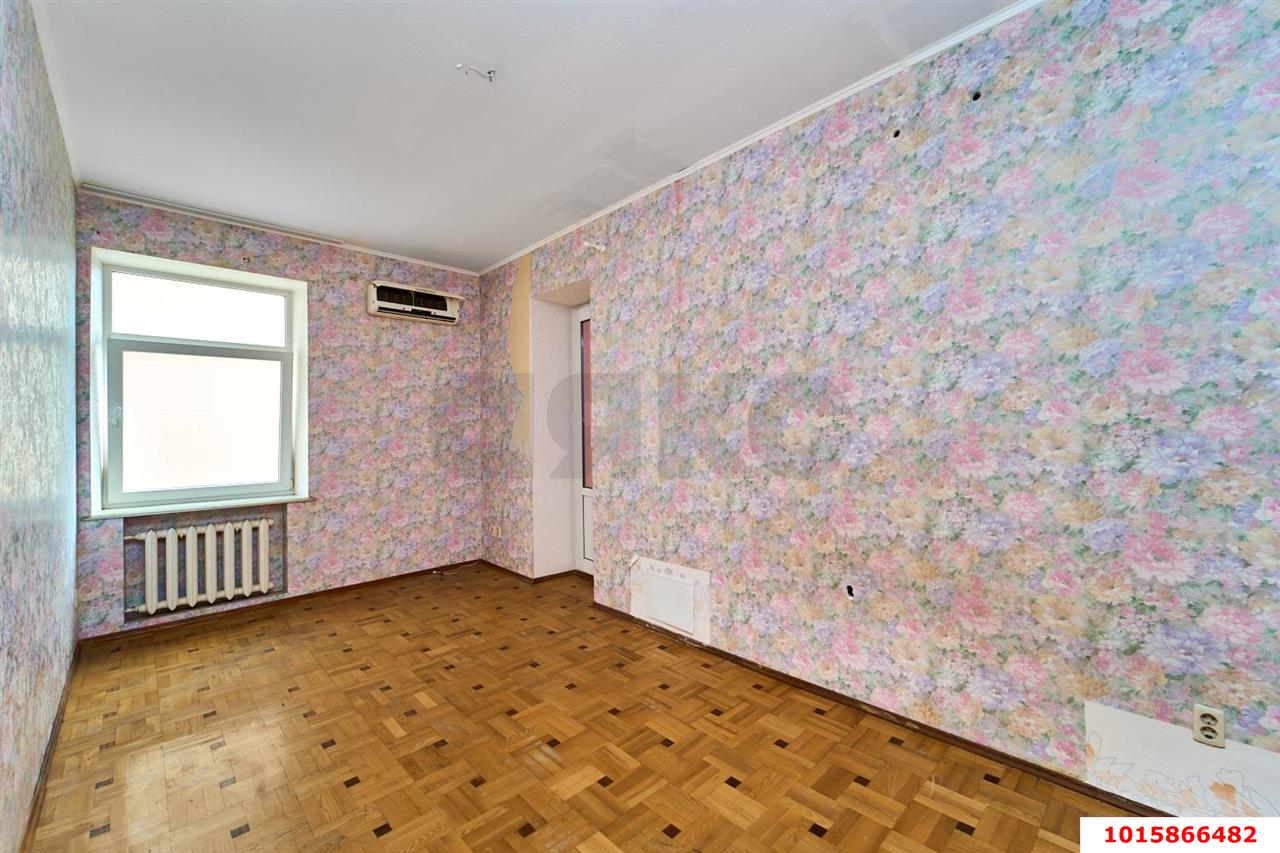 Фото №15: 5+-комнатная квартира 250&nbsp;м², 2/5&nbsp;эт. - Краснодар, мкр. Западный внутригородской округ, ул. Гагарина, 248