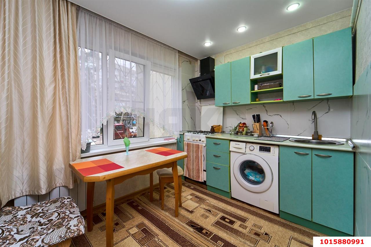 Фото №3: 3-комнатная квартира 63&nbsp;м², 1/9&nbsp;эт. - Краснодар, Карасунский внутригородской округ, мкр. Гидростроителей, ул. Игнатова, 61