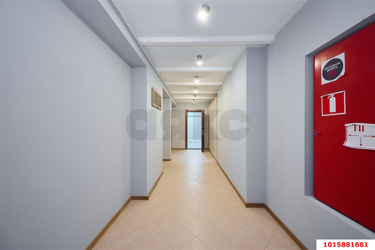 Фото №4: Торговое помещение 225&nbsp;м², 1/12&nbsp;эт. - Краснодар, Западный внутригородской округ, мкр. Юбилейный, ул. Рождественская набережная, 11