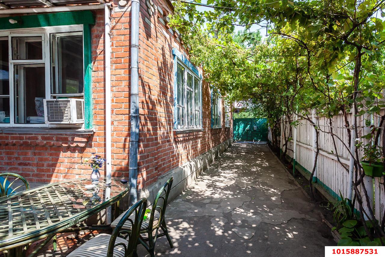 Фото №4: Дом 130&nbsp;м² + 4&nbsp;сот., 2&nbsp;эт. - Краснодар, Западный внутригородской округ, мкр. Кожзавод, ул. Володи Головатого, 66/1