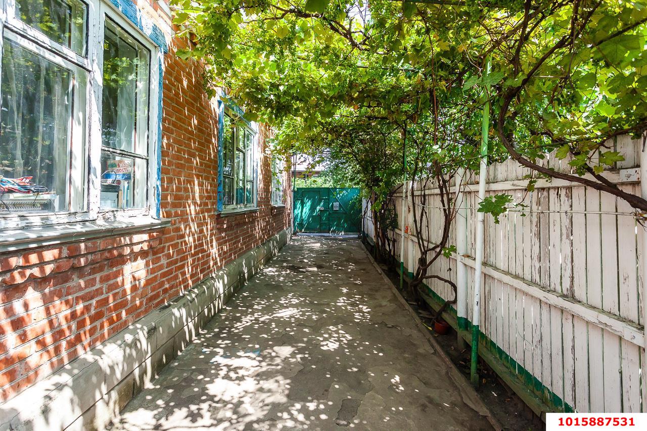 Фото №5: Дом 130&nbsp;м² + 4&nbsp;сот., 2&nbsp;эт. - Краснодар, Западный внутригородской округ, мкр. Кожзавод, ул. Володи Головатого, 66/1