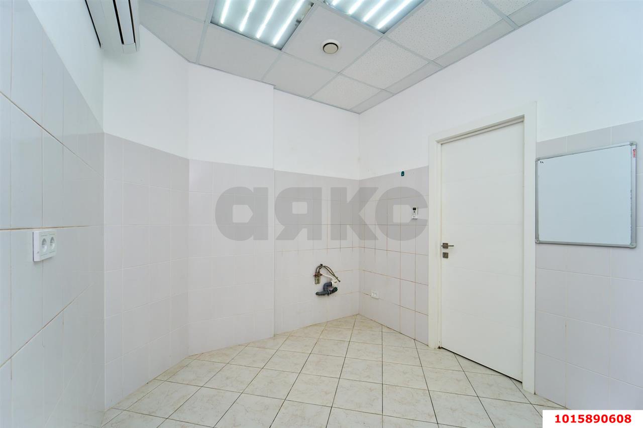 Фото №8: Торговое помещение 60&nbsp;м², 16&nbsp;эт. - Краснодар, Прикубанский внутригородской округ, Панорама, мкр. ЖК Керченский, ул. им. Героя Сарабеева В.И., 3/1