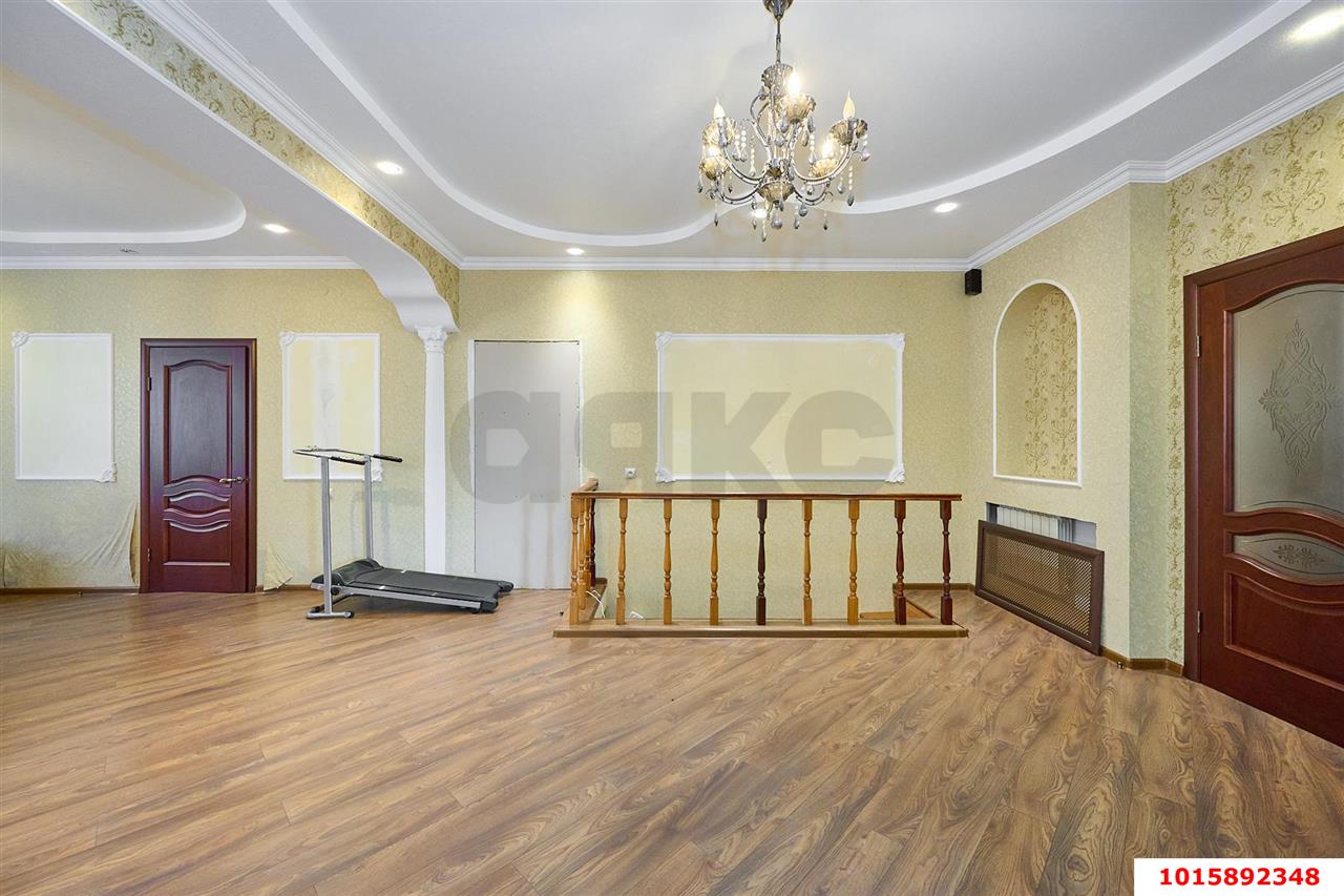 Фото №3: Дом 269&nbsp;м² + 8&nbsp;сот., 2&nbsp;эт. - Краснодар, Прикубанский внутригородской округ, мкр. Сады Калинина, ул. Кизлярская, 7
