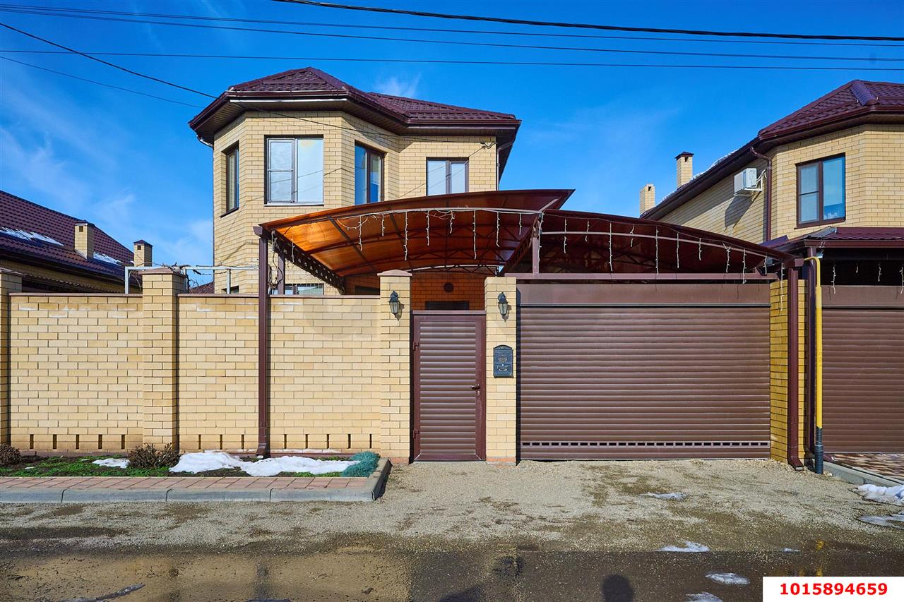Фото №5: Дом 132&nbsp;м² + 3&nbsp;сот., 2&nbsp;эт. - Краснодар, Прикубанский внутригородской округ, мкр. КП Золотой город, пр-д 1-й Городецкий, 48