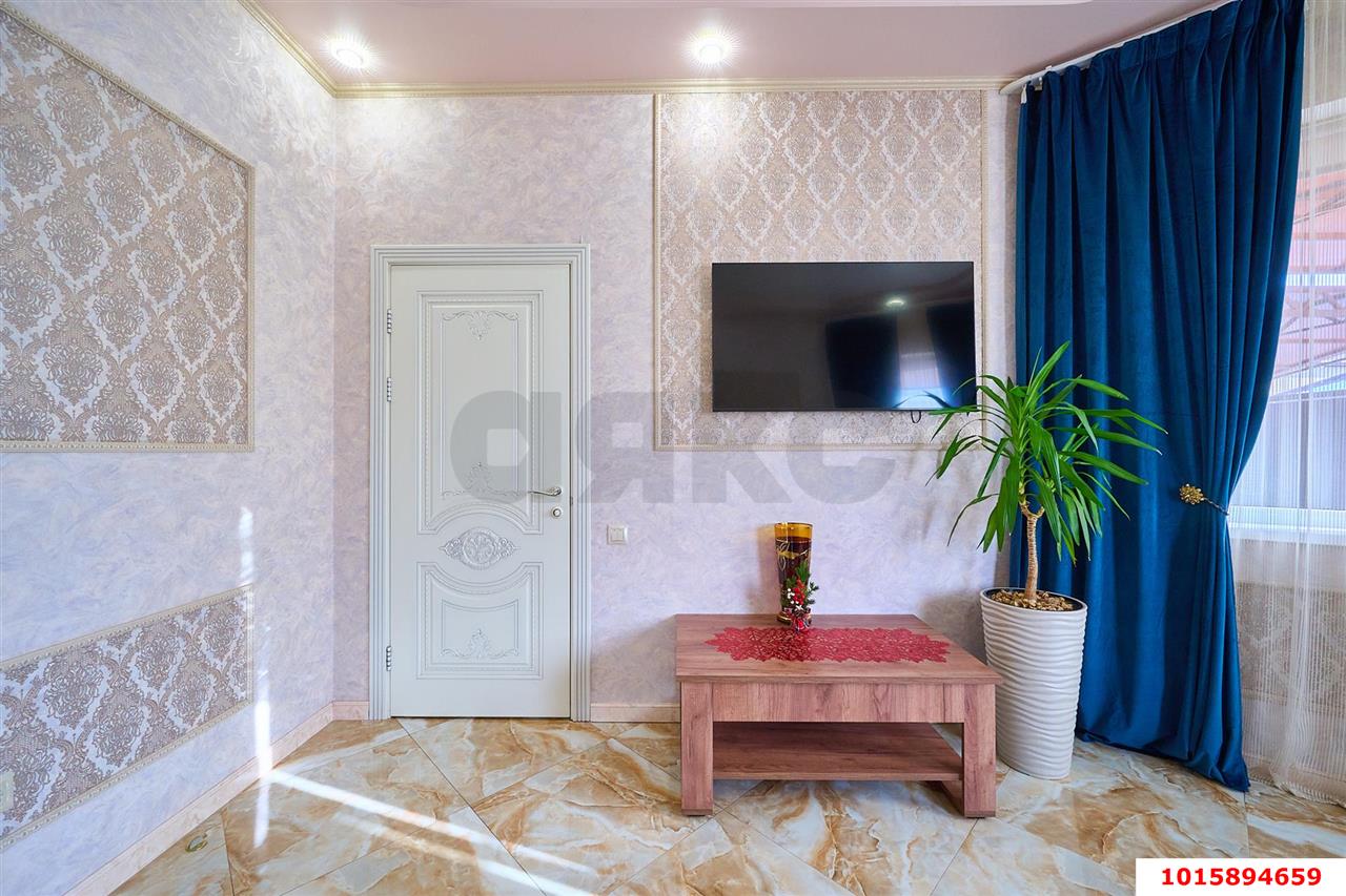 Фото №7: Дом 132&nbsp;м² + 3&nbsp;сот., 2&nbsp;эт. - Краснодар, Прикубанский внутригородской округ, мкр. КП Золотой город, пр-д 1-й Городецкий, 48