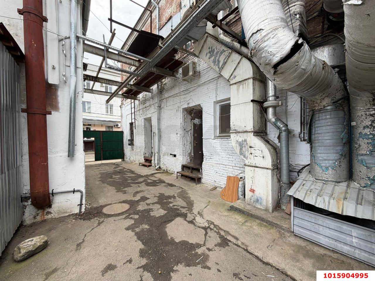 Фото №9: Торговое помещение 180&nbsp;м², 1/3&nbsp;эт. - Краснодар, Центральный внутригородской округ, мкр. Центральный, ул. Красноармейская, 68
