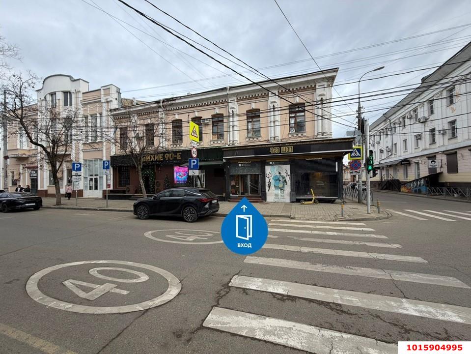 Фото №2: Торговое помещение 180&nbsp;м², 1/3&nbsp;эт. - Краснодар, Центральный внутригородской округ, мкр. Центральный, ул. Красноармейская, 68