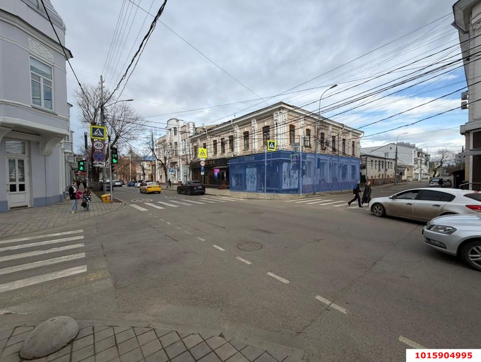 Фото №3: Торговое помещение 180&nbsp;м², 1/3&nbsp;эт. - Краснодар, Центральный внутригородской округ, мкр. Центральный, ул. Красноармейская, 68
