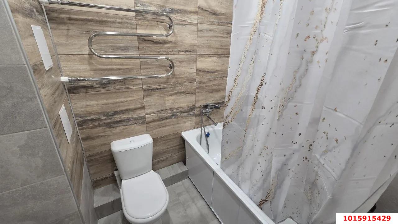 Фото №4: Студия 26&nbsp;м², 4/23&nbsp;эт. - Краснодар, Карасунский внутригородской округ, Камвольно-суконный Комбинат, мкр. ЖК Урал, ул. Уральская, 87/7