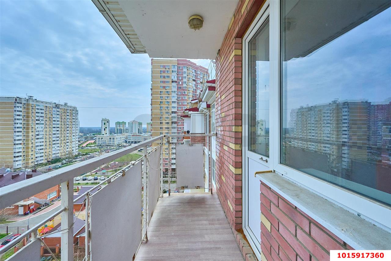 Фото №2: 2-комнатная квартира 63&nbsp;м², 9/9&nbsp;эт. - Краснодар, Карасунский внутригородской округ, мкр. Почтовый, ул. Артезианская, 10