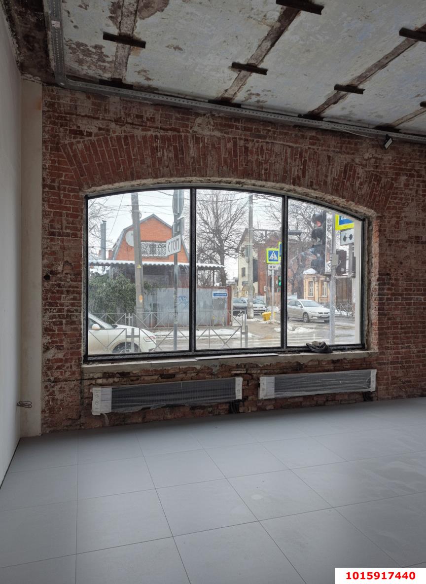 Фото №8: Торговое помещение 203&nbsp;м², 1/2&nbsp;эт. - Краснодар, Центральный внутригородской округ, мкр. Центральный, ул. Карасунская, 87