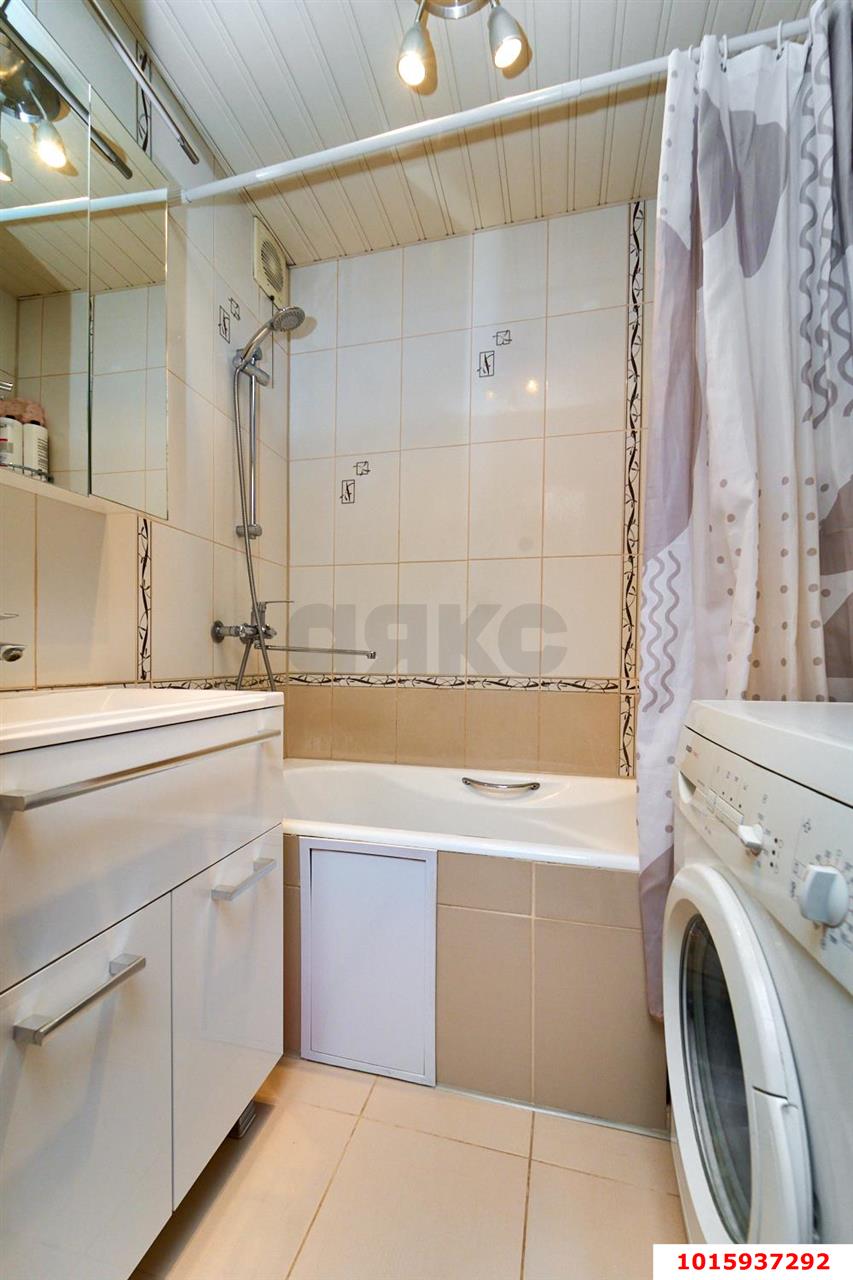 Фото №13: 3-комнатная квартира 64&nbsp;м², 10/10&nbsp;эт. - Краснодар, Западный внутригородской округ, мкр. Юбилейный, ул. Рождественская набережная, 29