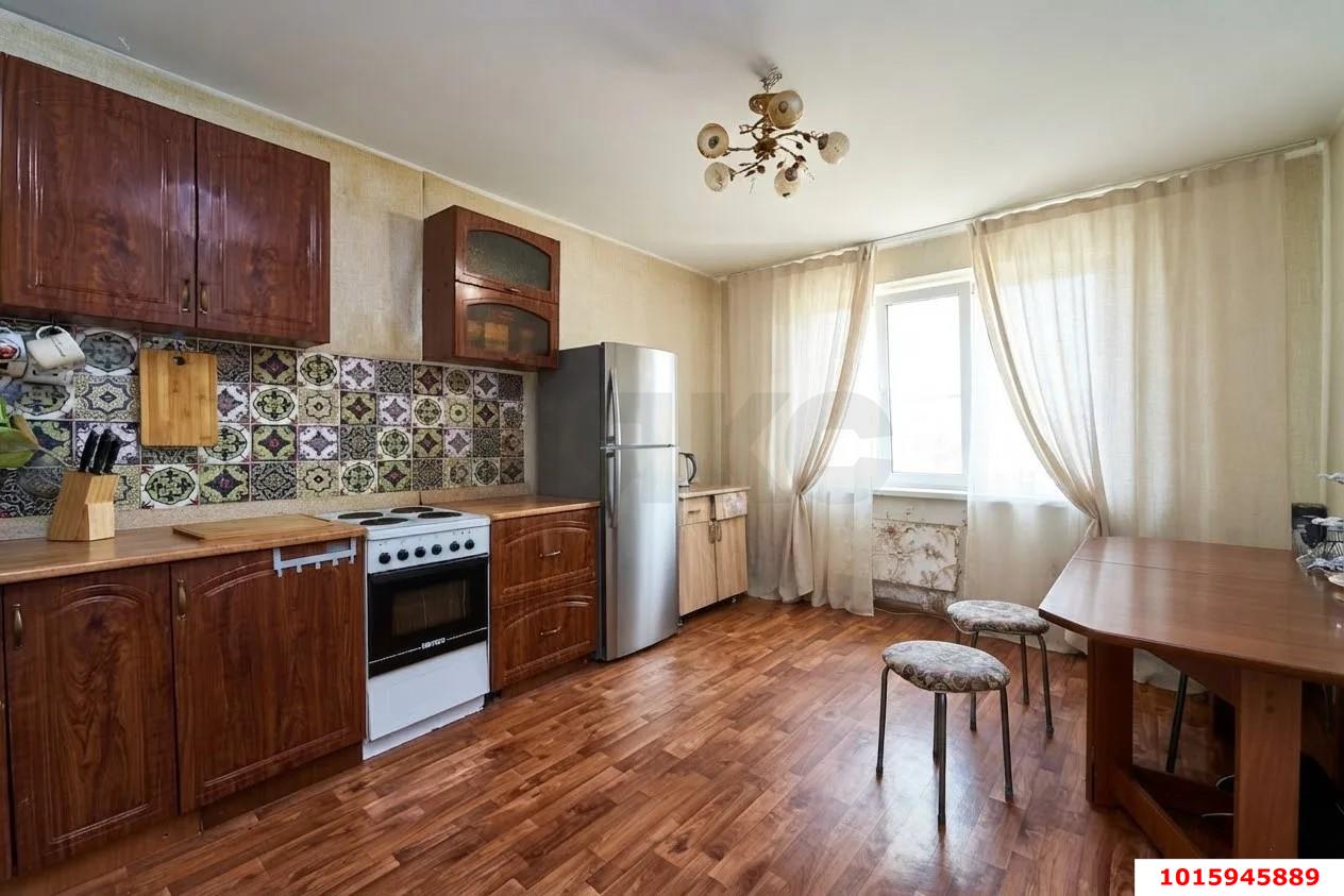 Фото №1: 3-комнатная квартира 85&nbsp;м², 15/16&nbsp;эт. - Краснодар, Прикубанский внутригородской округ, мкр. Московский, ул. имени Николая Семеновича Котлярова, 11