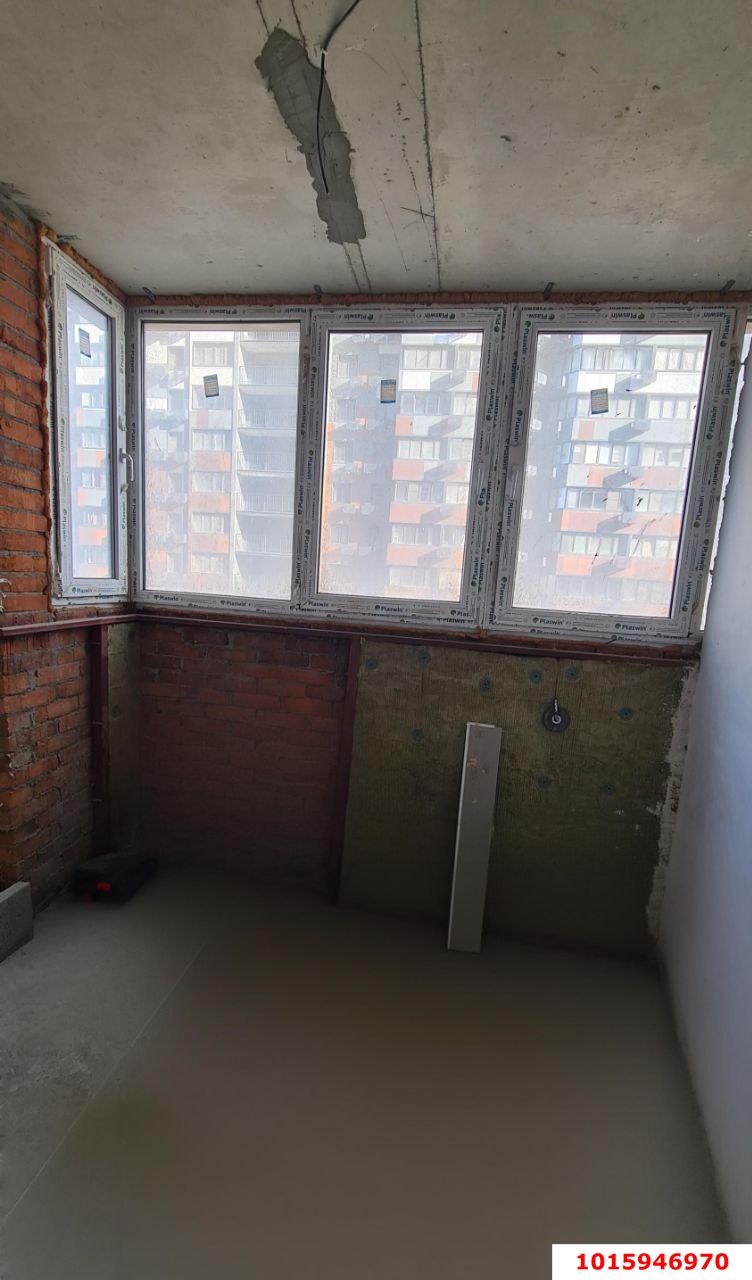 Фото №1: 3-комнатная квартира 77&nbsp;м², 3/18&nbsp;эт. - Краснодар, Прикубанский внутригородской округ, Россинского, мкр. жилой комплекс Россинский Парк, ул. Командорская, 15
