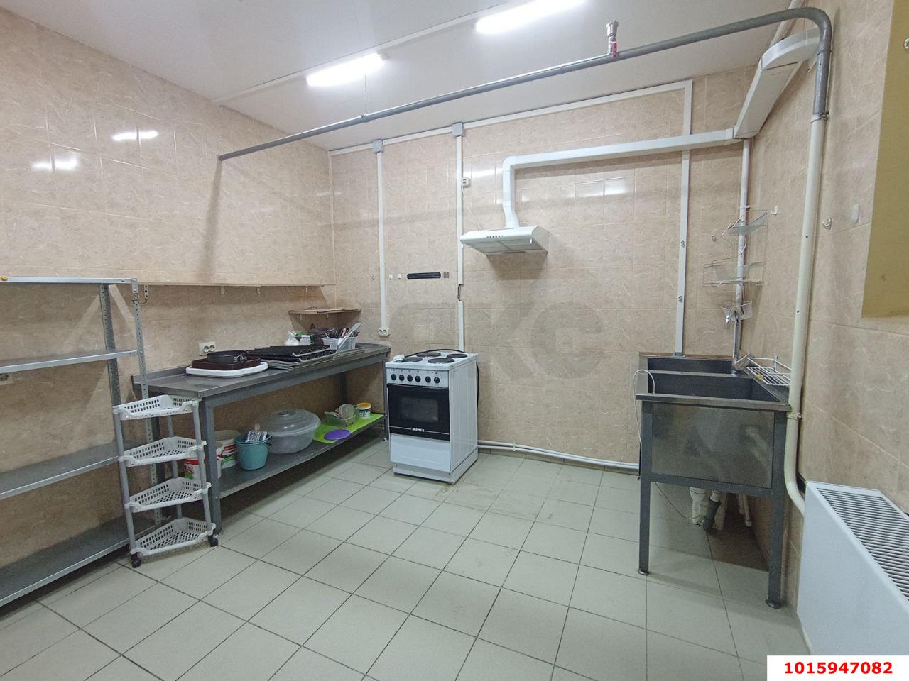Фото №6: Торговое помещение 23&nbsp;м², 16&nbsp;эт. - Краснодар, Прикубанский внутригородской округ, Восточный, мкр. жилой комплекс Квартал № 6, ул. имени Героя Советского Союза Николая Воробьёва, 11