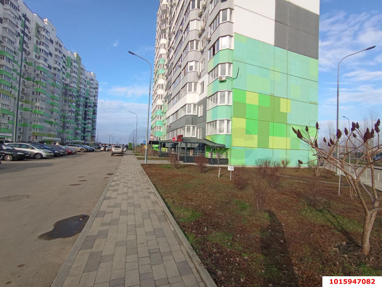 Фото №1: Торговое помещение 23&nbsp;м², 16&nbsp;эт. - Краснодар, Прикубанский внутригородской округ, Восточный, мкр. жилой комплекс Квартал № 6, ул. имени Героя Советского Союза Николая Воробьёва, 11