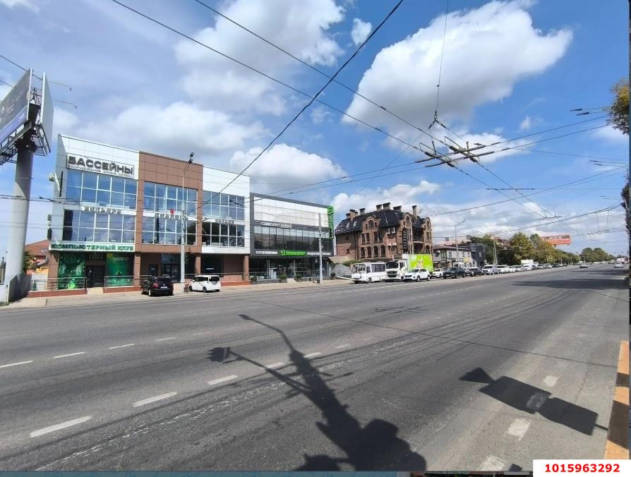 Фото №4: Отдельное здание 1211&nbsp;м², 1/3&nbsp;эт. - Краснодар, Карасунский внутригородской округ, ж/м Пашковский, ул. имени В.Н. Мачуги, 56