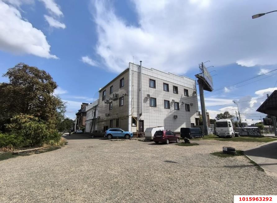 Фото №11: Отдельное здание 1211&nbsp;м², 1/3&nbsp;эт. - Краснодар, Карасунский внутригородской округ, ж/м Пашковский, ул. имени В.Н. Мачуги, 56