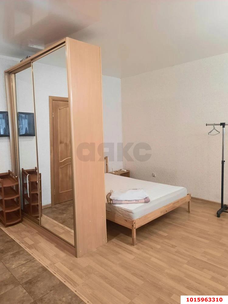 Фото №6: 1-комнатная квартира 43&nbsp;м², 5/17&nbsp;эт. - Краснодар, Прикубанский внутригородской округ, Солнечный, мкр. Фестивальный, ул. Скрябина, 4