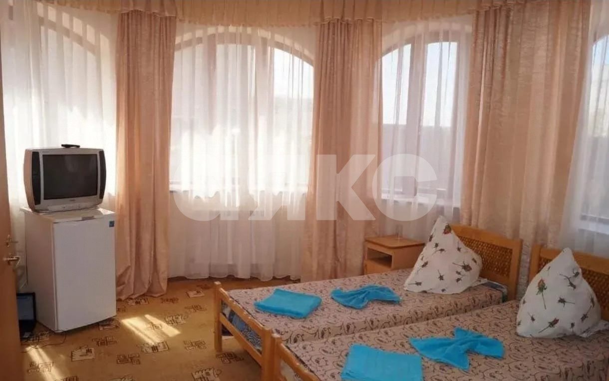 Фото №3: Коммерция 700&nbsp;м², 3/3&nbsp;эт. - Витязево, пер. Морской, 12