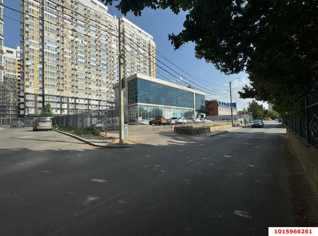 Фото №3: Отдельное здание 1408&nbsp;м², 1/3&nbsp;эт. - Краснодар, Карасунский внутригородской округ, мкр. Хлопчато-бумажный Комбинат, ул. Сормовская, 1/7