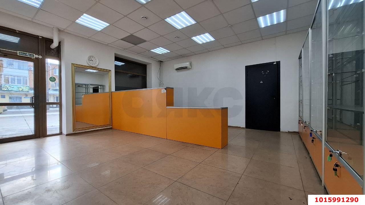 Фото №4: Торговое помещение 33&nbsp;м², 1/2&nbsp;эт. - Краснодар, Карасунский внутригородской округ, мкр. Камвольно-суконный Комбинат, ул. Сормовская, 29