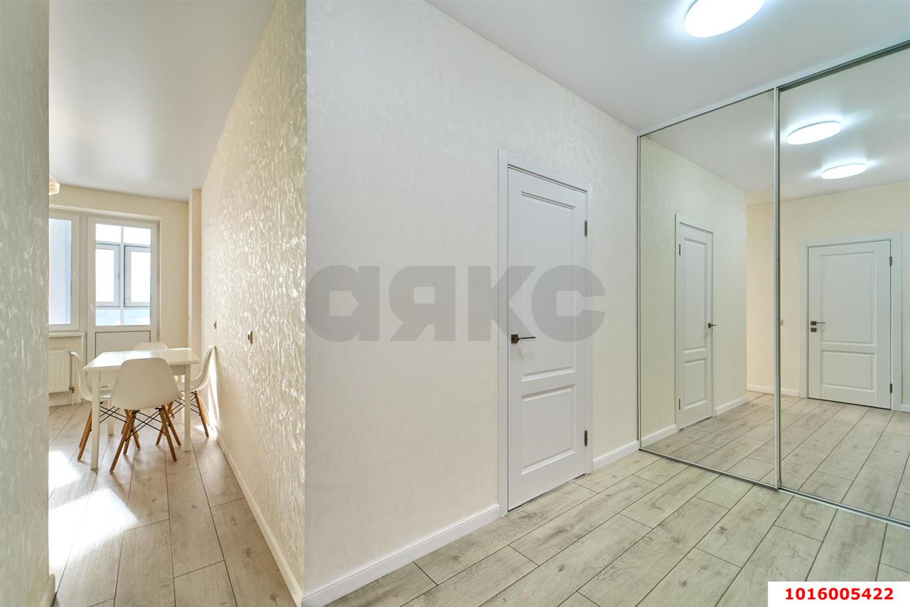 Фото №8: 1-комнатная квартира 54&nbsp;м², 18/24&nbsp;эт. - Краснодар, Западный внутригородской округ, мкр. ЖК Краснодар Сити, ул. Шоссе Нефтяников, 18к3