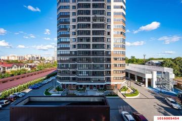 Фото №1: 2-комнатная квартира 72&nbsp;м², 2/24&nbsp;эт. - Краснодар, мкр. Фестивальный, ул. Каляева, 265