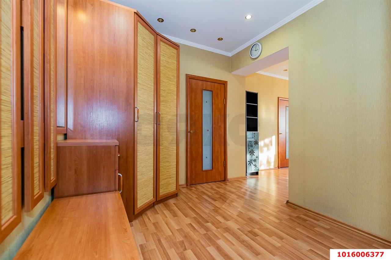 Фото №12: 3-комнатная квартира 77&nbsp;м², 2/5&nbsp;эт. - Краснодар, Прикубанский внутригородской округ, мкр. 9-й километр, пр-д 2-й Ленинградский
