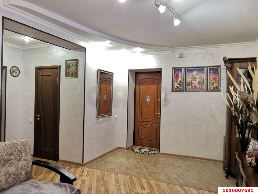 Фото №10: 2-комнатная квартира 101&nbsp;м², 2/7&nbsp;эт. - Краснодар, Центральный внутригородской округ, Покровка, мкр. Центральный, ул. Карасунская набережная, 32