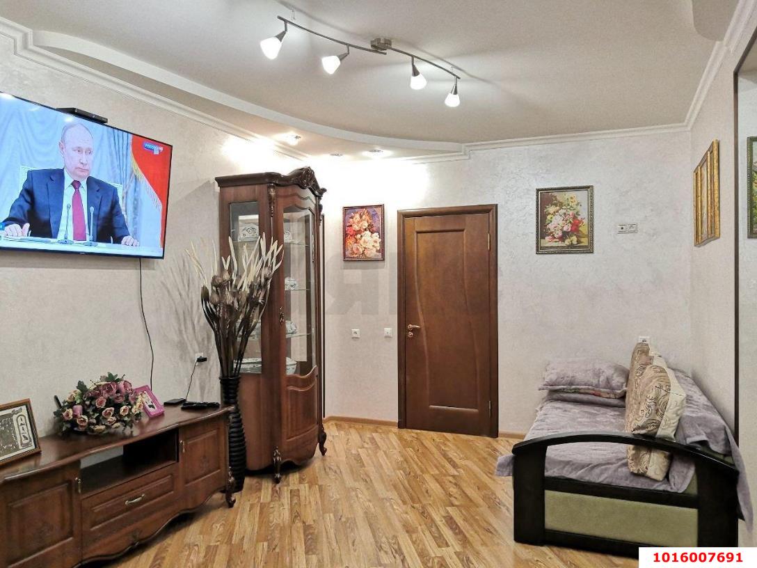 Фото №9: 2-комнатная квартира 101&nbsp;м², 2/7&nbsp;эт. - Краснодар, Центральный внутригородской округ, Покровка, мкр. Центральный, ул. Карасунская набережная, 32